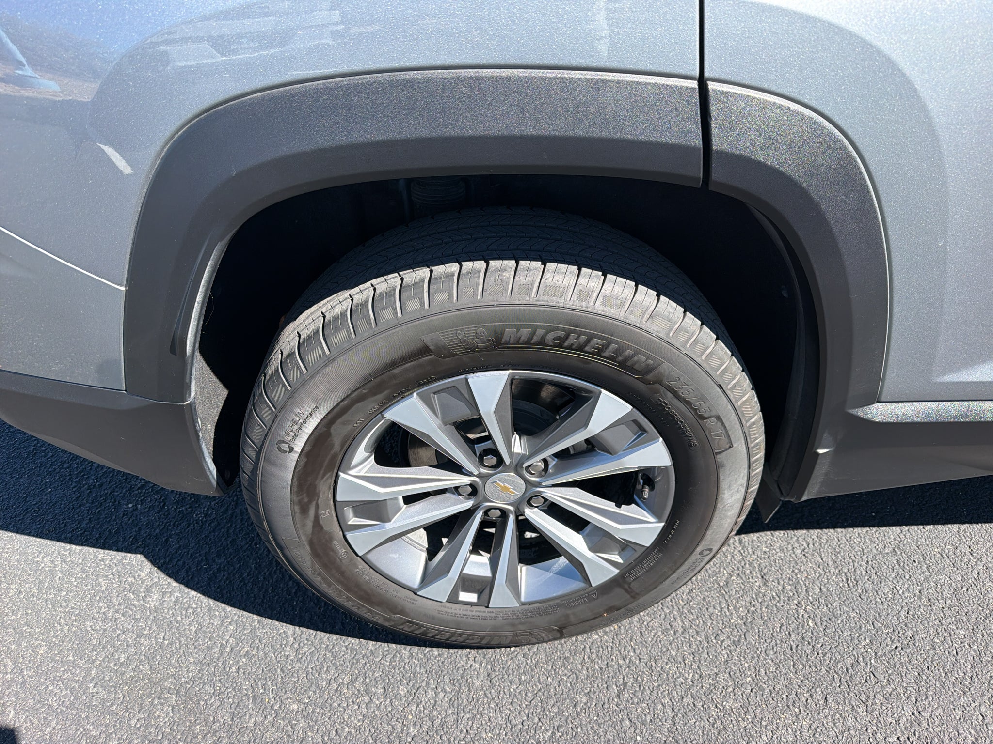 2025 Chevrolet Equinox AWD LT
