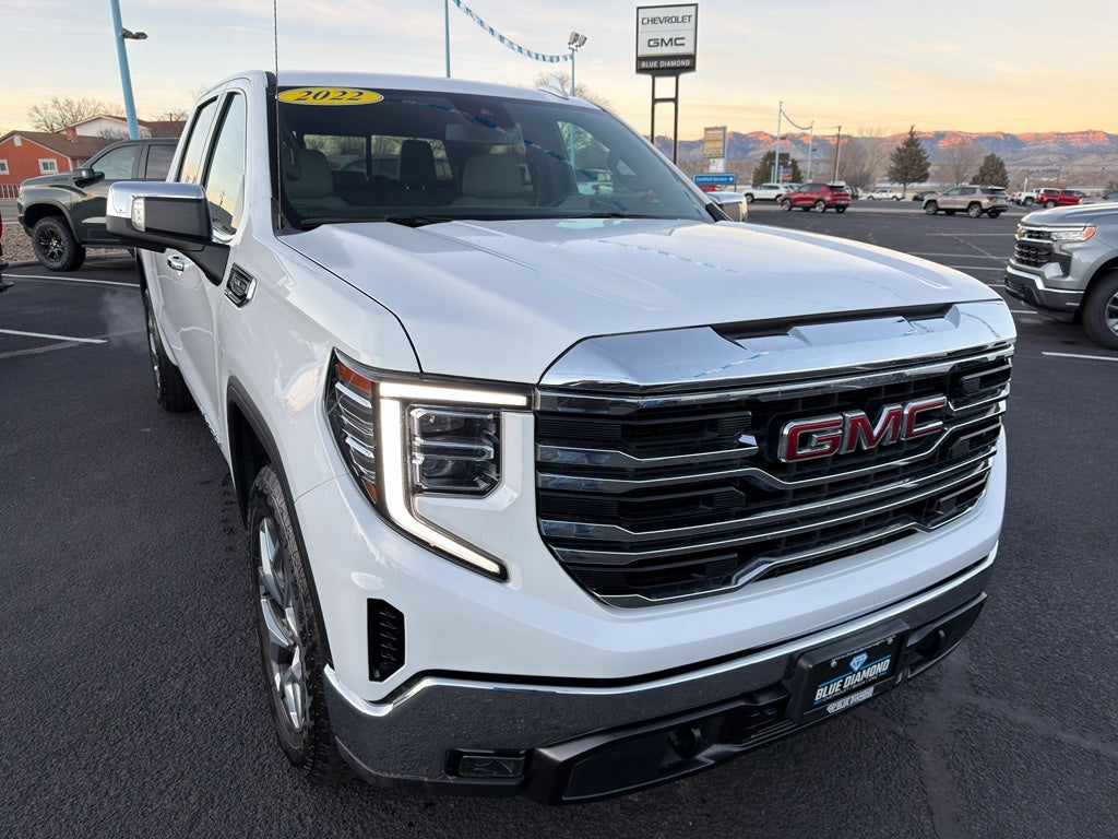 2022 GMC Sierra SLT