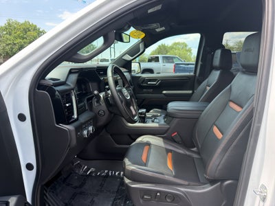 2025 GMC Sierra AT4