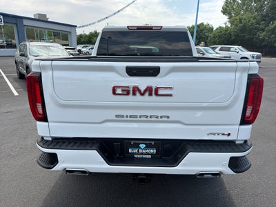 2025 GMC Sierra AT4