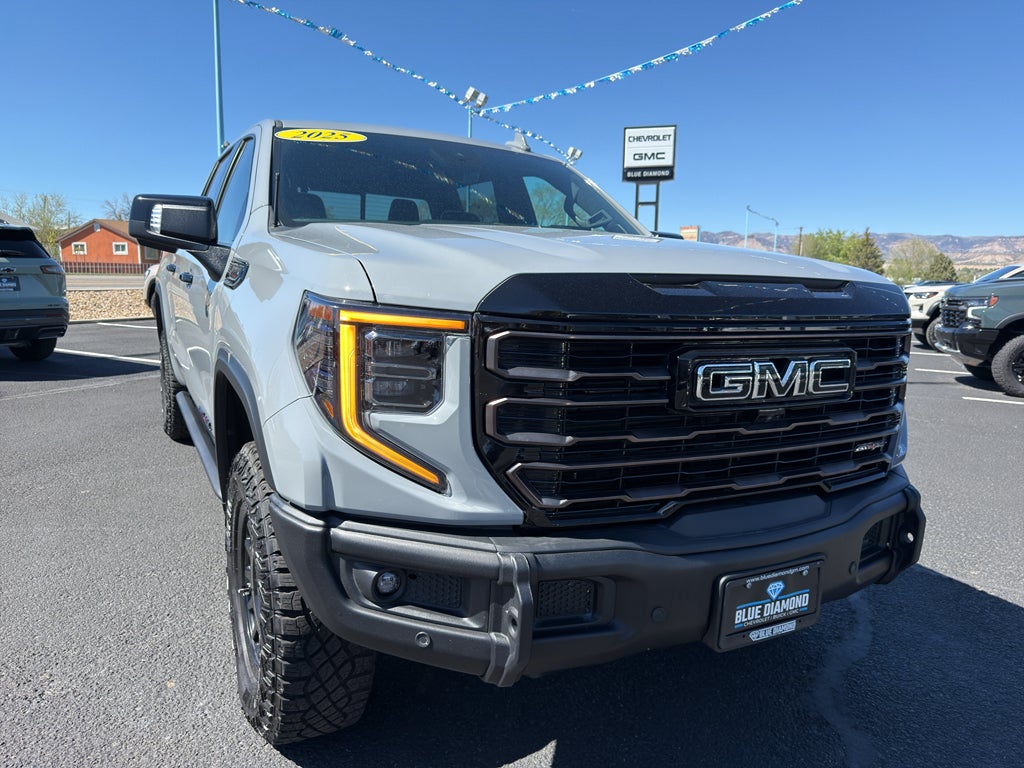 2025 GMC Sierra AT4X