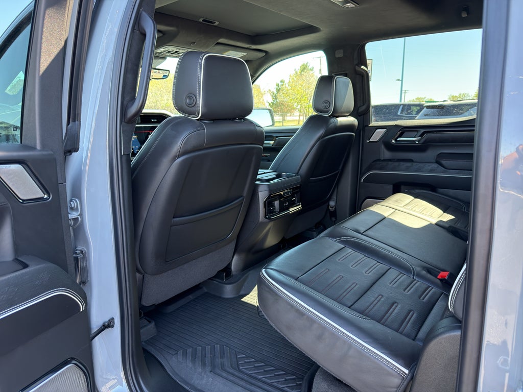 2025 GMC Sierra AT4X