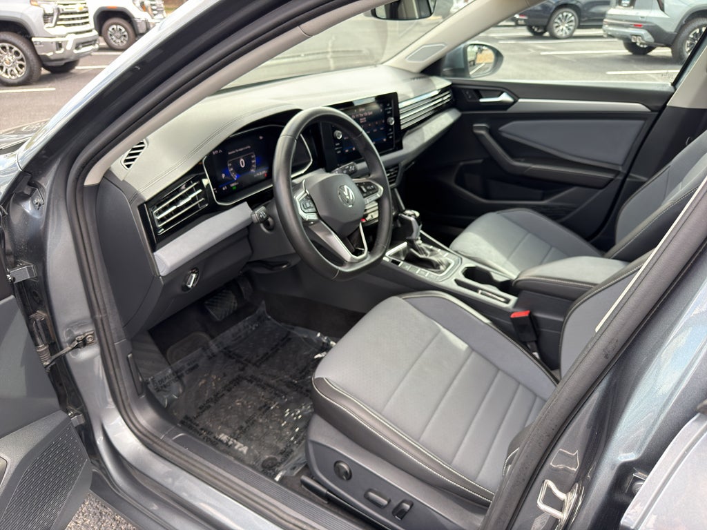2025 Volkswagen Jetta SE