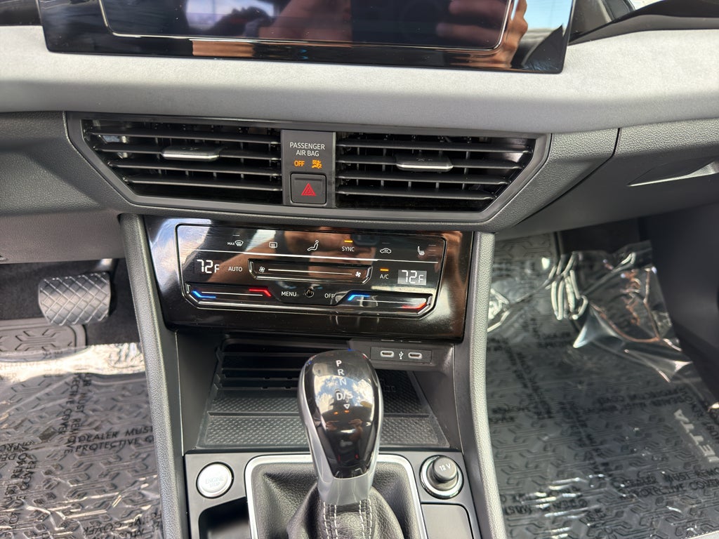 2025 Volkswagen Jetta SE