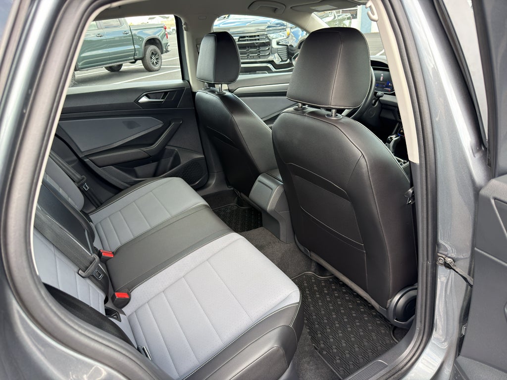 2025 Volkswagen Jetta SE