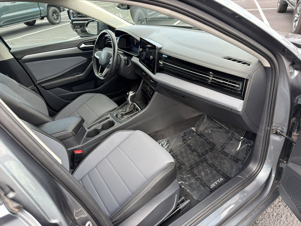 2025 Volkswagen Jetta SE
