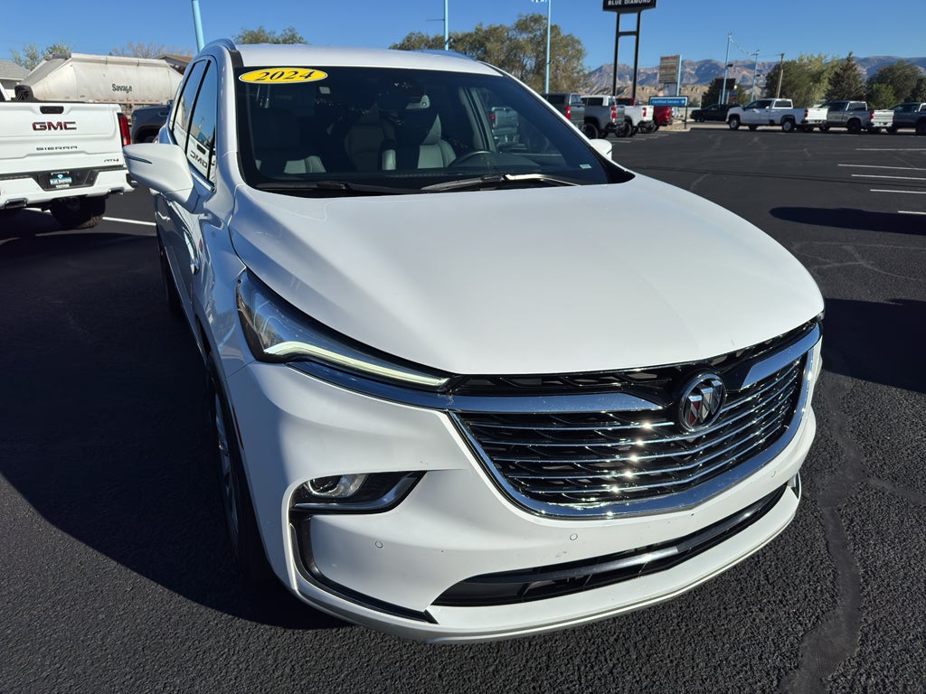 2024 Buick Enclave Essence