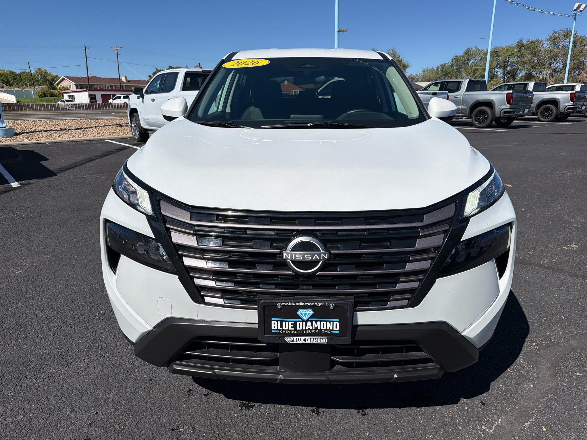 2026 Nissan Rogue SV