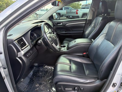 2018 Toyota Highlander SE