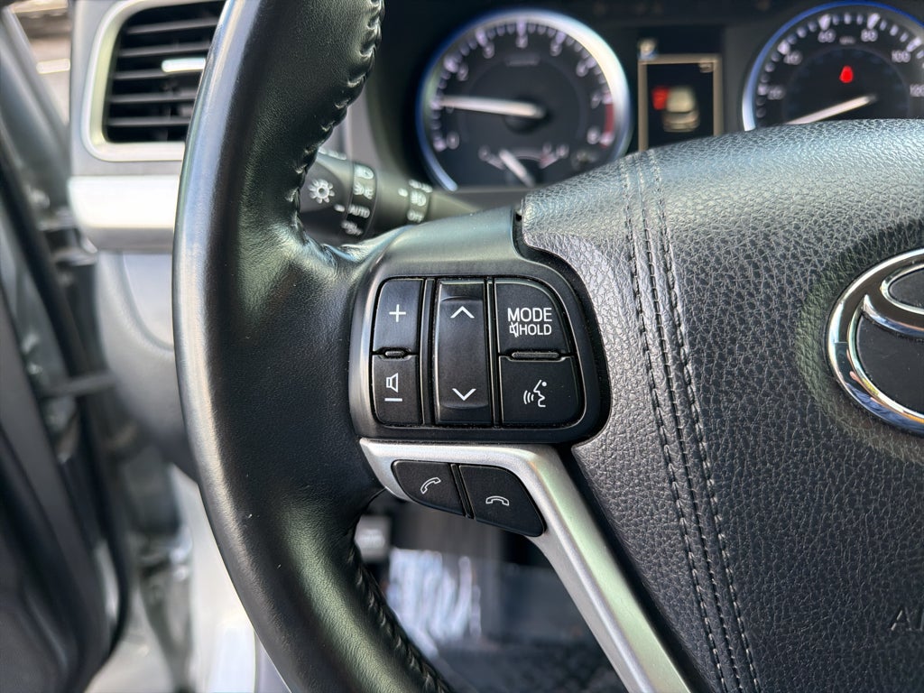 2018 Toyota Highlander SE