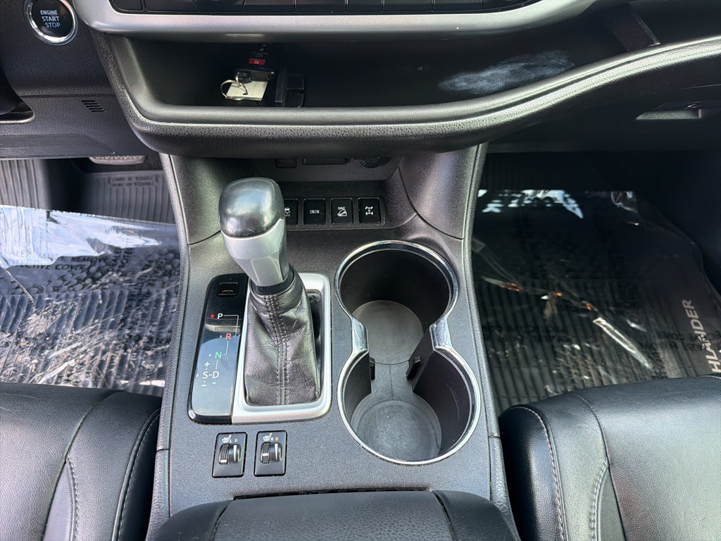 2018 Toyota Highlander SE