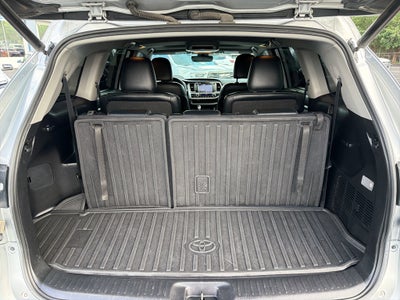 2018 Toyota Highlander SE