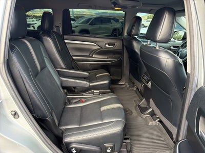 2018 Toyota Highlander SE