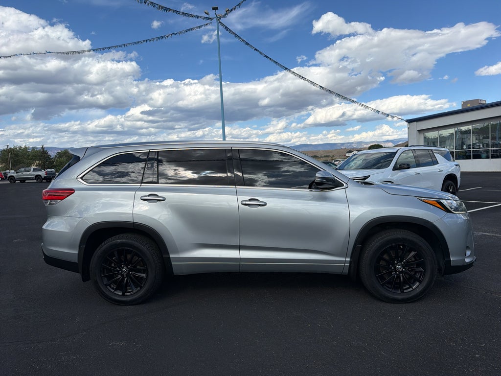 2018 Toyota Highlander SE