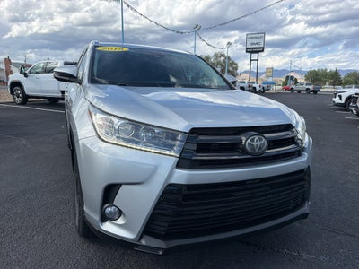 2018 Toyota Highlander SE