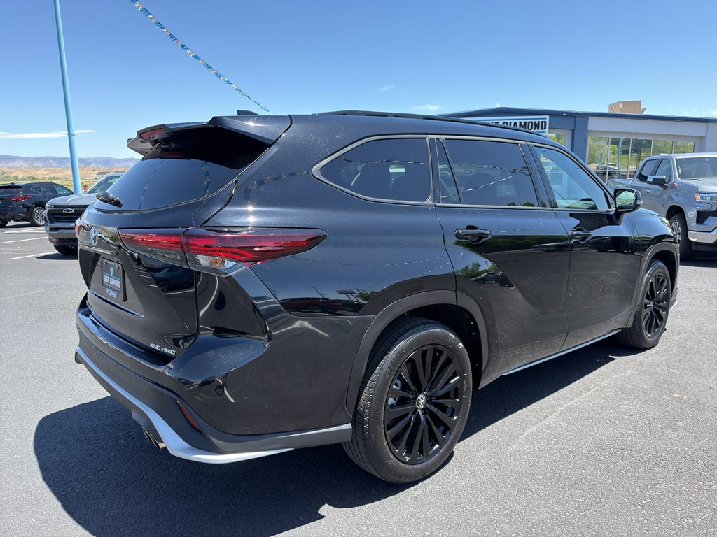 2025 Toyota Highlander XSE