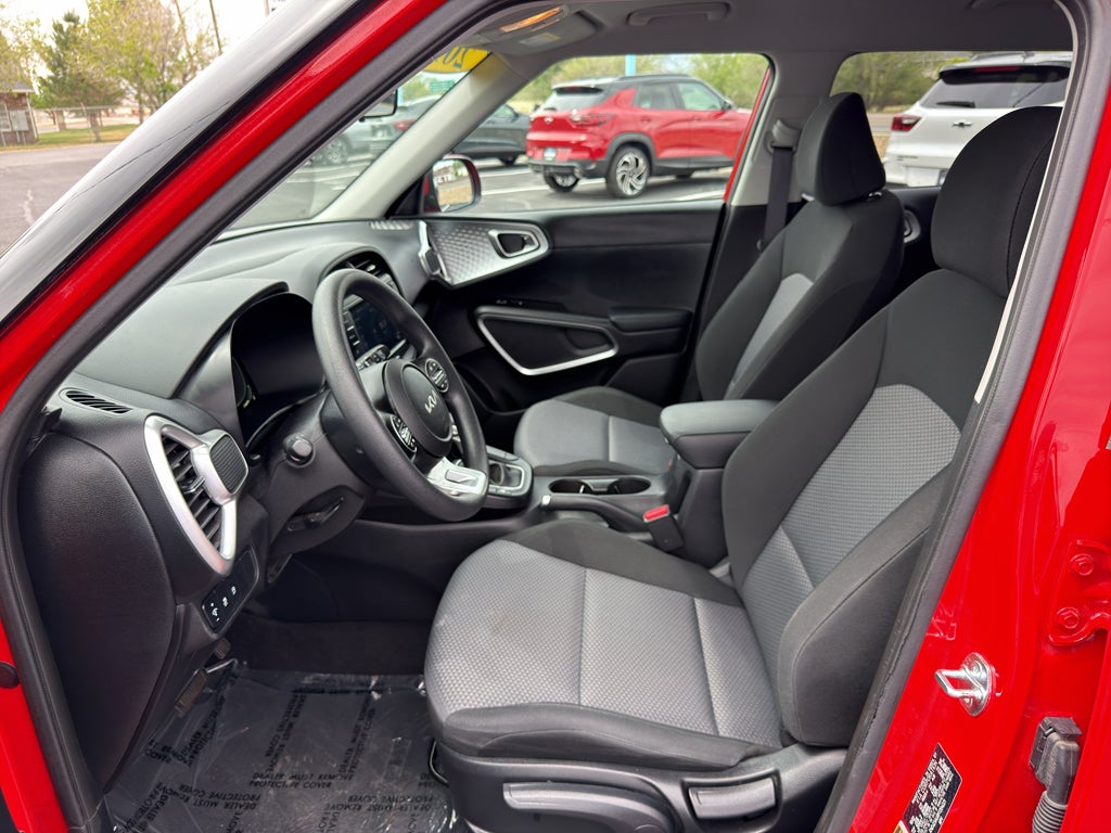 2023 Kia Soul LX