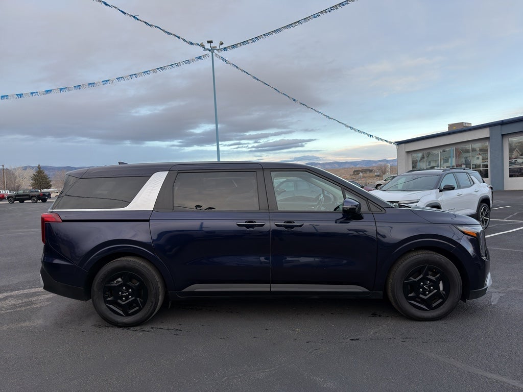 2025 Kia Carnival LXS