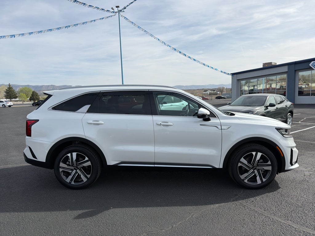 2023 Kia Sorento Hybrid EX